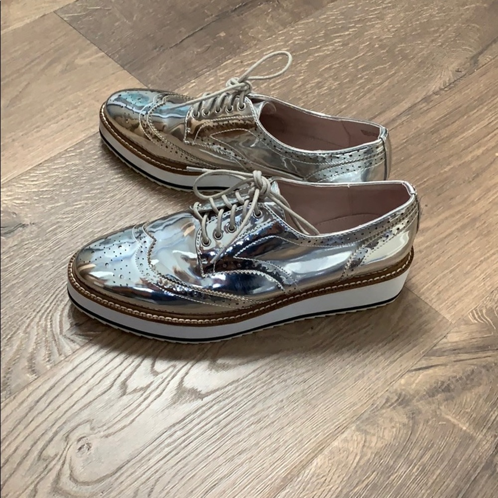 Shellys Shoes